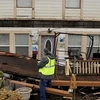 Một ngôi nhà bị hư hại sau trận động đất tại Rio Dell, bang California, Mỹ ngày 20/12/2022. (Ảnh: AP/TTXVN) 