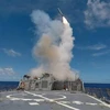 Tên lửa Tomahawk được phóng từ tàu khu trục USS Stethem lớp Burke. (Nguồn: AFP/TTXVN)