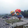 Ngày 28/4, tại Quảng trường Nguyễn Tất Thành, thành phố Tuyên Quang, tỉnh Tuyên Quang tổ chức khai mạc lễ hội khinh khí cầu quốc tế lần thứ II năm 2023. (Ảnh: Quang Cường/TTXVN) 