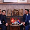 Thủ tướng Phạm Minh Chính gặp Thủ tướng Campuchia Hun Sen. (Ảnh: Dương Giang/TTXVN) 