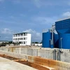 Dự án Nhà máy xử lý nước trên đảo Quan Lạn-Minh Châu cơ bản hoàn thành nhưng chưa thể vận hành do vướng mặt bằng. (Ảnh: TTXVN phát) 
