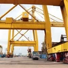 Cơ sở hạ tầng cảng biển góp phần cho việc phát triển dịch vụ logistics của Thành phố Hồ Chí Minh. (Ảnh: Xuân Khu/TTXVN) 