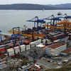 Cảng hàng hóa Vladivostok ở vùng viễn Đông nước Nga. (Ảnh: AFP/TTXVN) 