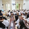 Năm học mới 2023-2024, trường Trung học Phổ thông Trần Phú (Hoàn Kiếm) đón 756 học sinh vào lớp 10. (Ảnh: Thanh Tùng/TTXVN)