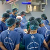 Các bác sỹ FTW và Việt Nam thực hiện một ca phẫu thuật phức tạp tại Bệnh viện Quân đội Trung ương 108 năm 2019. (Nguồn: Ảnh tư liệu FTW)