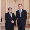Thủ tướng Phạm Minh Chính hội kiến Đại Công tước Luxembourg Henri. (Ảnh: Dương Giang/TTXVN) 