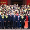 Thủ tướng Phạm Minh Chính với các đại biểu tham dự hội nghị. (Ảnh: An Đăng/TTXVN)