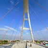 Cầu Trần Hoàng Na chính thức được thông xe sau hơn 3 năm thi công. (Ảnh: Thanh Liêm /TTXVN)