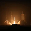 Tên lửa đẩy 2 tầng Simorgh mang theo 3 vệ tinh rời bệ phóng tại địa điểm không xác định ở Iran ngày 28/1/2024. (Nguồn: AFP/TTXVN)