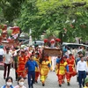 Các nghi lễ truyền thống trong Lễ hội Hoa Lư. (Ảnh: Hải Yến/TTXVN)