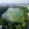 Hồ Hoàn Kiếm - "lá phổi xanh" giữa lòng Thủ đô Hà Nội. (Ảnh: Tuấn Anh/TTXVN)