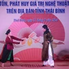 Trích đoạn "Lý trưởng mẹ Đốp" trong vở chèo "Quan âm Thị Kính" được trình diễn tại hội thảo. (Ảnh: Thu Hoài/ TTXVN)