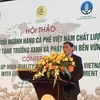 Ông Hà phát biểu tại Hội thảo 'Xây dựng chuỗi ngành hàng càphê Việt Nam chất lượng cao gắn với tăng trưởng xanh và phát triển bền vững,' ngày 12/3. (Ảnh: Vietnam+)