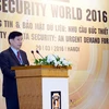 Đại tá Nguyễn Văn Thỉnh cho biết, trong năm 2015 có 597 nhóm tin tặc khác nhau đã tham gia tấn công các cổng thông tin điện tử của Việt Nam. (Ảnh: M.V/Vietnam+)