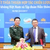 Lãnh đạo Viettel và Vietnam Airlines ký hợp tác chiến lược chiều 24/2. (Ảnh: Viettel)