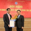 Ông Lê Văn Tuấn (trái) là lãnh đạo mới của Cục Tần số vô tuyến điện. (Ảnh: CTV/Vietnam+)