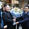 Chủ tịch Hà Nội tặng hoa tiễn Chủ tịch Kim Jong-un rời khách sạn Melia