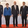Bộ tứ Visegrad: Thủ tướng Slovakia Robert Fico, Thủ tướng Ba Lan Beata Szydlová, Thủ tướng Cộng hòa Séc Bohuslav Sobotka và Thủ tướng Hungary Viktor Orbán. (Nguồn: CTK)