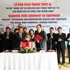 Bàn giao trang thiết bị y tế trị giá 11 triệu euro cho Quảng Ninh