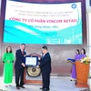 Vincom Retail chính thức niêm yết 1,9 tỷ cổ phiếu mã VRE 