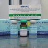 Các công đoạn sản xuất vắcxin phối hợp sởi-rubella. (Ảnh: PV/Vietnam+)