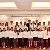 Trao học bổng cho 33 sinh viên đến từ các trường đại học trên địa bàn Hà Nội. (Ảnh: PV/Vietnam+)