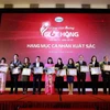 Các cá nhân được trao tại Giải thưởng Giọt hồng. (Ảnh: PV/Vietnam+)