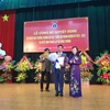 Bộ trưởng Bộ Y tế Nguyễn Thị Kim Tiến đã trao quyết định bổ nhiệm Hiệu trưởng Trường Đại học Y Dược Hải Phòng. (Ảnh: PV/Vietnam+)