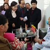 [Photo] Bộ trưởng Bộ Y tế đi thị sát công tác tiêm chủng ở Hà Nội