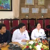 Lãnh đạo Bệnh viện Đa khoa Xanh Pôn trả lời một số các câu hỏi của báo chí. (Ảnh: PV/Vietnam+)