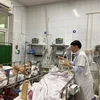 Bệnh nhân cấp cứu tại Bệnh viện Hữu nghị Việt Đức. (Ảnh: PV/Vietnam+)