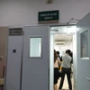 Phòng áp lực âm cách ly tại Bệnh viện Bạch Mai. (Ảnh: T./Vietnam+)