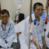 Các bệnh nhân mắc bệnh tan máu bẩm sinh đang điều trị tại Viện Huyết học-Truyền máu Trung ương. (Ảnh: PV/Vietnam+)