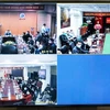 Phó Thủ tướng Chính phủ Vũ Đức Đam tổ chức cuộc họp khẩn với Thường trực Ban chỉ đạo tại Bộ Y tế liên quan đến các ca COVID-19 trong cộng đồng mới nhất. (Ảnh: PV/Vietnam+)