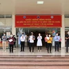 13 bệnh nhân được công bố khỏi bệnh tại Bệnh viện Dã chiến số 2. (Ảnh: PV/Vietnam+)