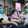 Nhân viên Samsung Việt Nam hiến máu nhân đạo. (Ảnh: PV/Vietnam+)