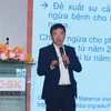 Phó giáo sư Phạm Quang Thái chia sẻ về gánh nặng bệnh ho gà ở nhóm trẻ chưa đủ tuổi hoàn tất lịch tiêm chủng cơ bản. (Ảnh: PV/Vietnam+)