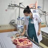 Cục Y tế Dự phòng đề nghị Sở Y tế các tỉnh, thành phố đẩy mạnh truyền thông về nguy cơ mắc bệnh và các biện pháp phòng chống bệnh ho gà, các bệnh dự phòng bằng vaccine. (Ảnh minh họa: TTXVN/Vietnam+) 
