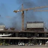Libya: Tên lửa rơi trúng bồn chứa, 6 triệu lít nhiên liệu bốc cháy
