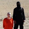 FBI truy lùng đối tượng bịt mặt trong video hành quyết của IS