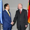 Thủ tướng Nguyễn Tấn Dũng hội kiến với Chủ tịch Quốc hội Đức