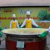 Trình làng chiếc bánh xèo xác lập kỷ lục lớn nhất Việt Nam