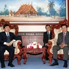 Phó Thủ tướng Lào tiếp Đoàn Ủy ban Biên giới của Việt Nam