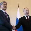 Tổng thống Nga Putin hội đàm với người đồng cấp Kyrgyzstan