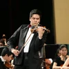 Nghệ sỹ violin Bùi Công Duy biểu diễn cùng tam tấu nổi tiếng thế giới
