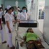 Gần 100 công nhân nghi bị ngộ độc thực phẩm tại huyện Mê Linh