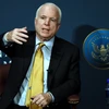 Tổng thống Ukraine bổ nhiệm Thượng nghị sỹ Mỹ McCain làm cố vấn