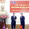 Trao tặng Huy chương Hữu nghị của Lào cho tỉnh Thái Nguyên