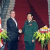 Việt Nam-Hoa Kỳ ký Tuyên bố Tầm nhìn chung về quan hệ quốc phòng