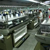 Công ty Dệt kim và May mặc Huế hoạt động tại khu công nghiệp Phú Bài. (Ảnh: Danh Lam/TTXVN)